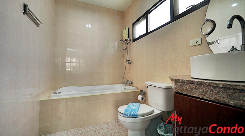 Adare Gardens 1 Jomtien House For Sale - HJAG101