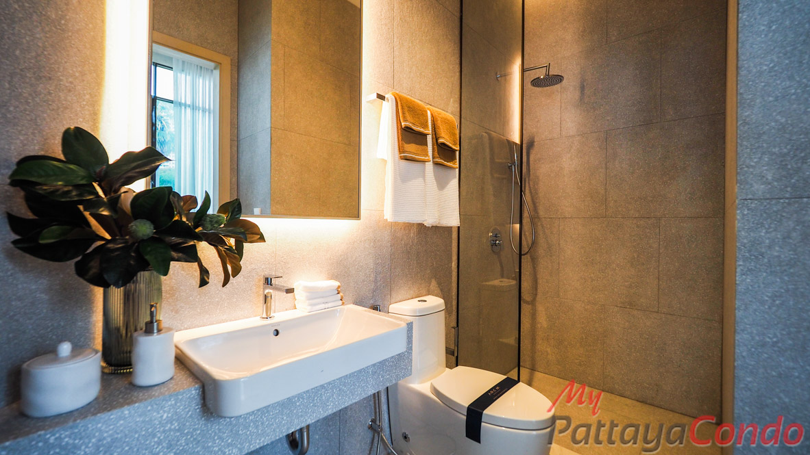 Arom Wong Amat Condo For Sale - AROM04