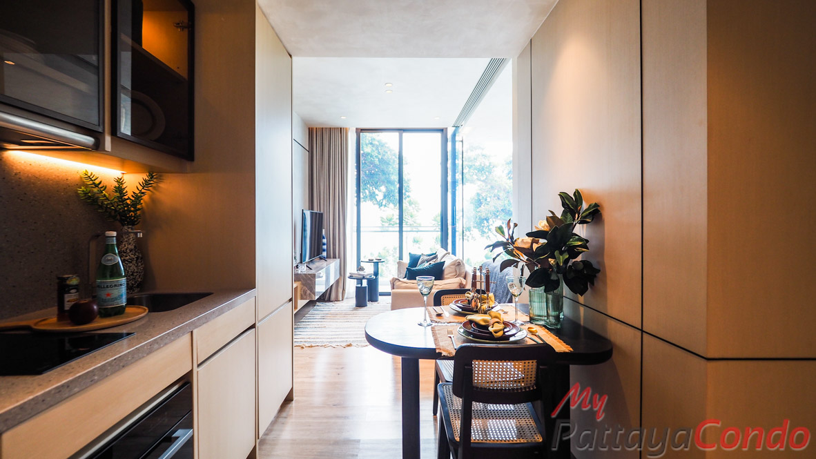 Arom Wong Amat Condo Pattaya For Sale - AROM01-1