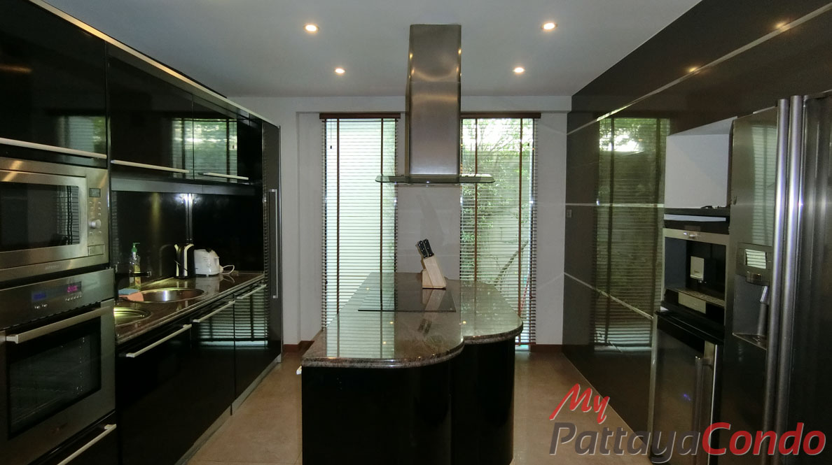 Boutique Garden Pool Villas Jomtien House For Sale - HJCTD02