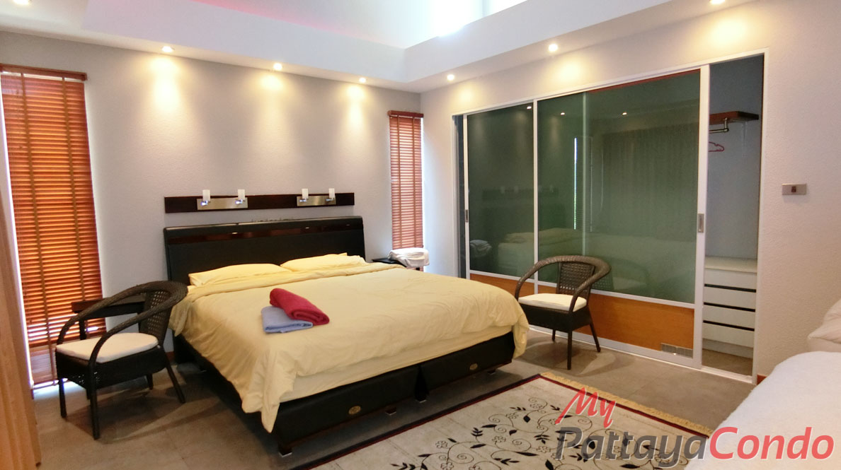 Boutique Garden Pool Villas Jomtien House For Sale - HJCTD02-25