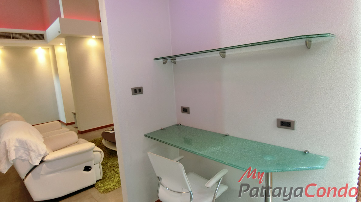 Boutique Garden Pool Villas Jomtien House For Sale - HJCTD02-28