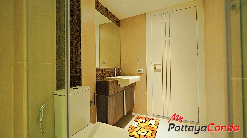 Centara Avenue Residence and Suites