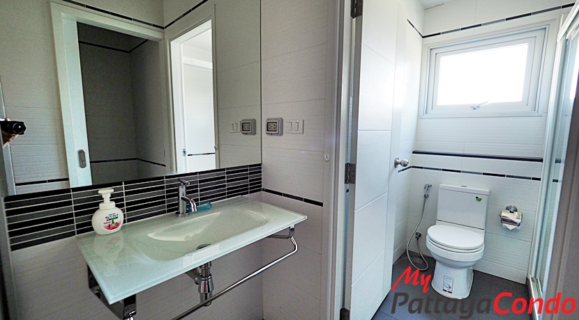 Centric Sea Pattaya Condo For Sale - CC37