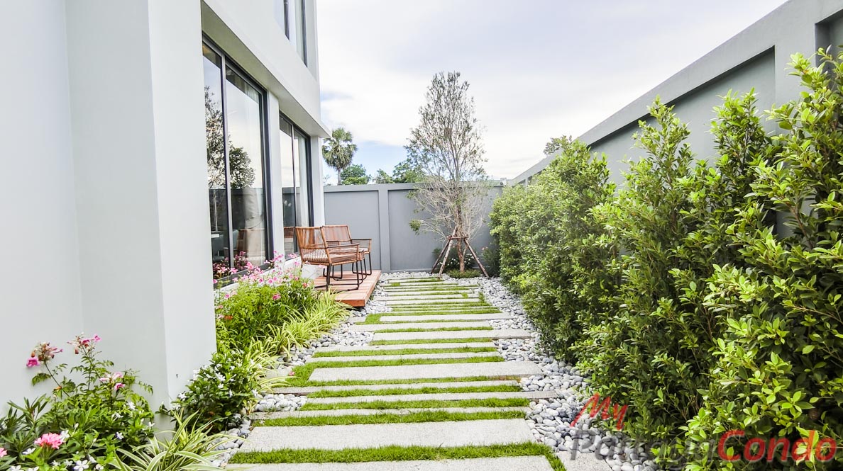 D-Space Huay Yai Pool Villa For Sale - HEDS01