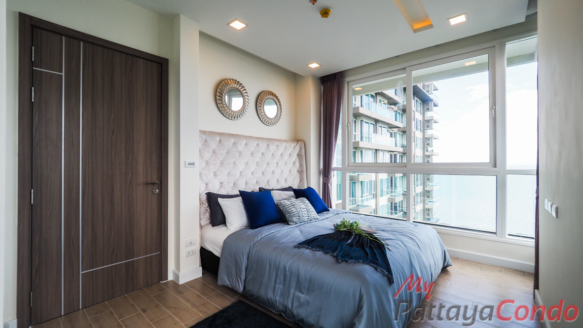 Del Mare Beachfront Bang Saray For Sale - DELM09