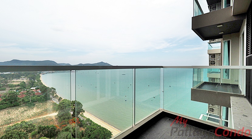 Delmare Bangsaray Beachfront