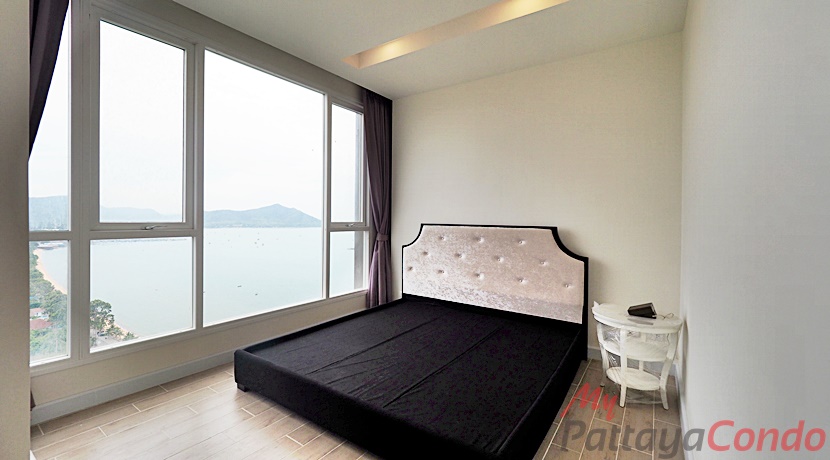 Delmare Bangsaray Beachfront