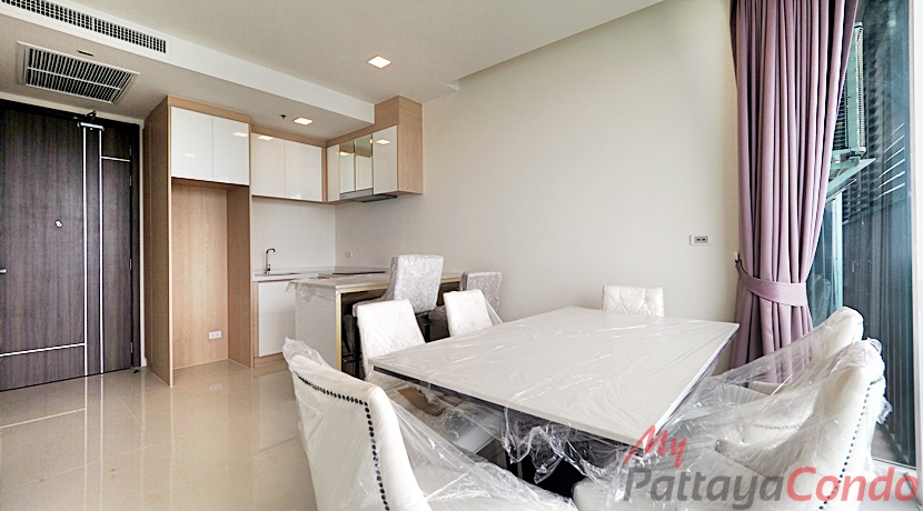 Delmare Bangsaray Beachfront