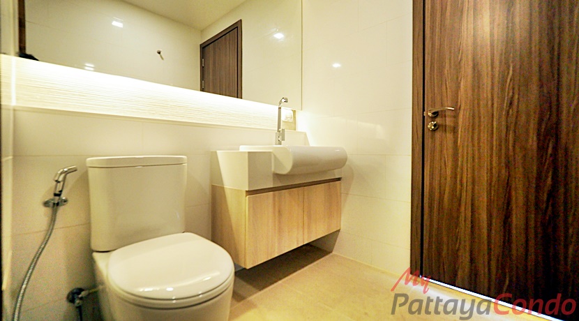 Delmare Bangsaray Beachfront