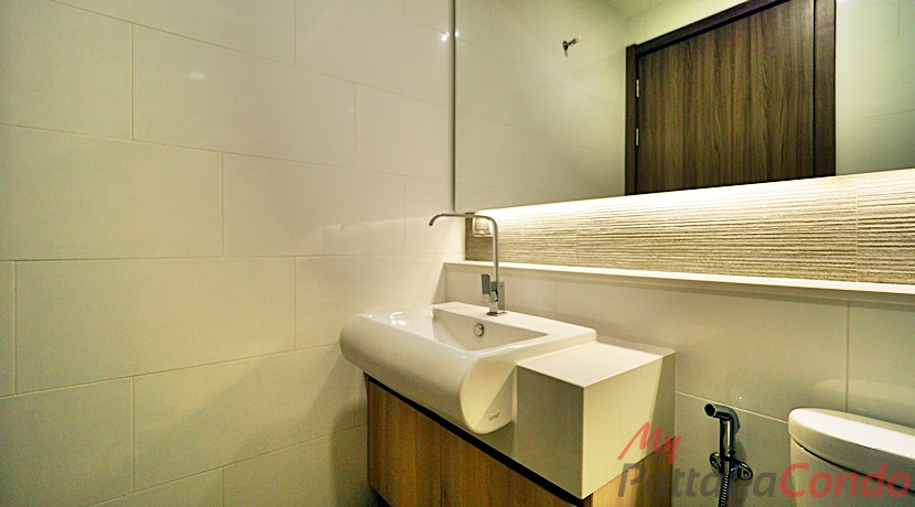 Del Mare Beachfront Bang Saray For Sale - DELM08