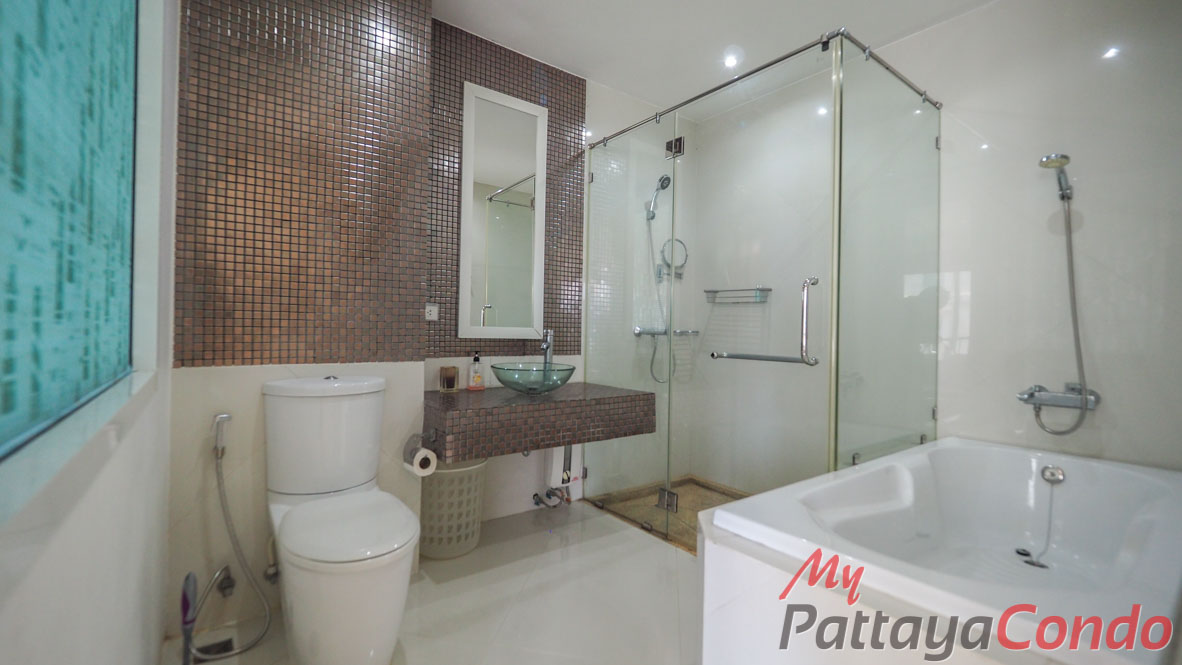 Diamond Suites Resort Pattaya Condo For Sale - DS15