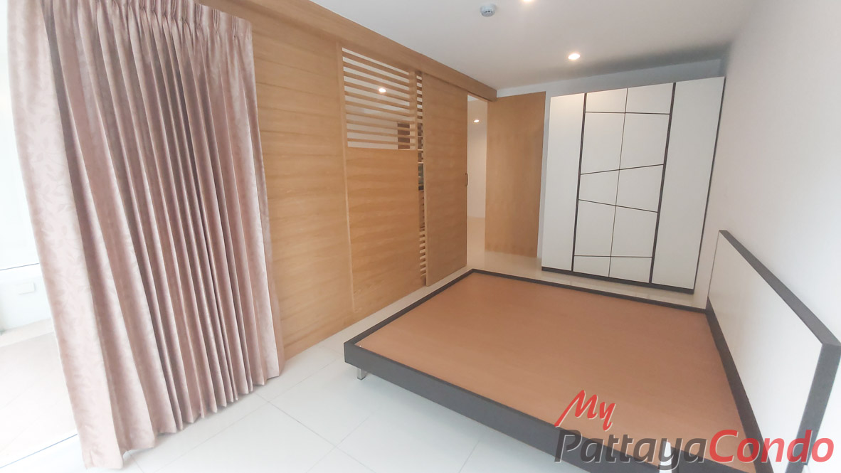 Diamond Suites Resort Pattaya Condo For Sale - DS13