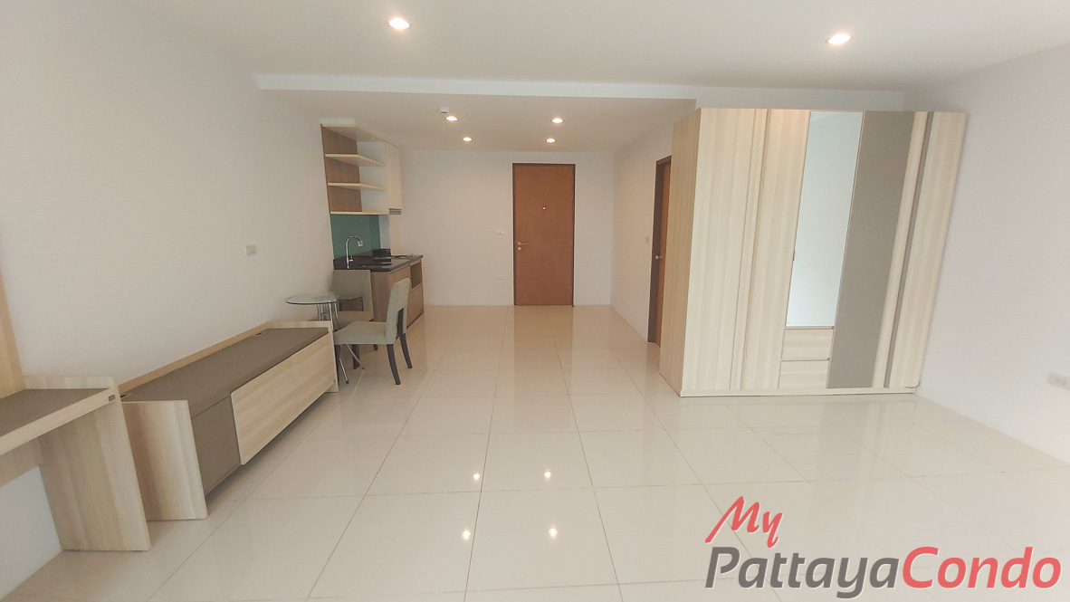 Diamond Suites Resort Pattaya Condo For Sale - DS14