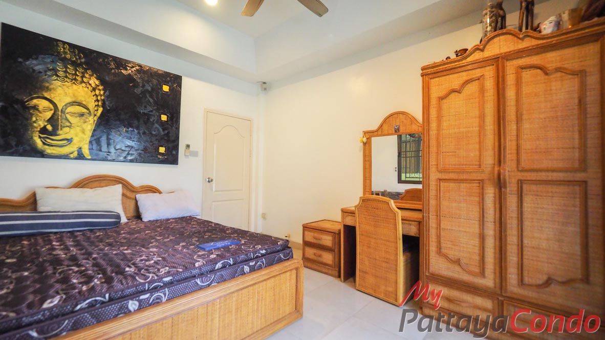 Ekmongkol Village 1 Pattaya For Sale - HEEMK01-25