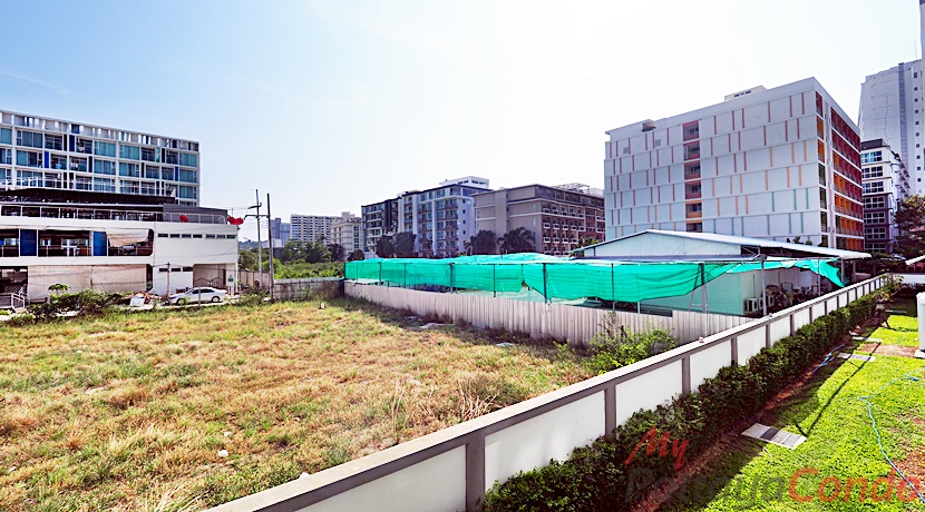 Grand Avenue Residence Pattaya Condo For Sale - GRAND42