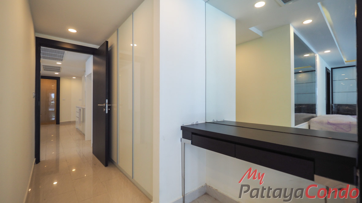 Grand Avenue Residence Pattaya Condo For Sale - GRAND163