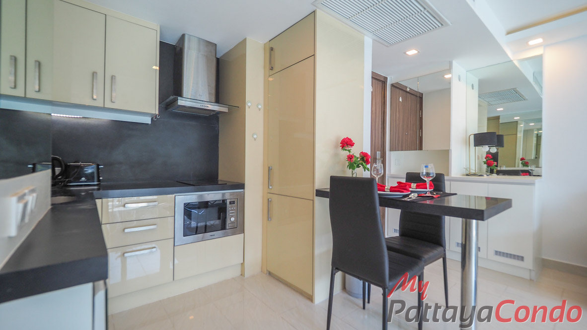 Grand Avenue Residence Pattaya Condo For Sale - GRAND158
