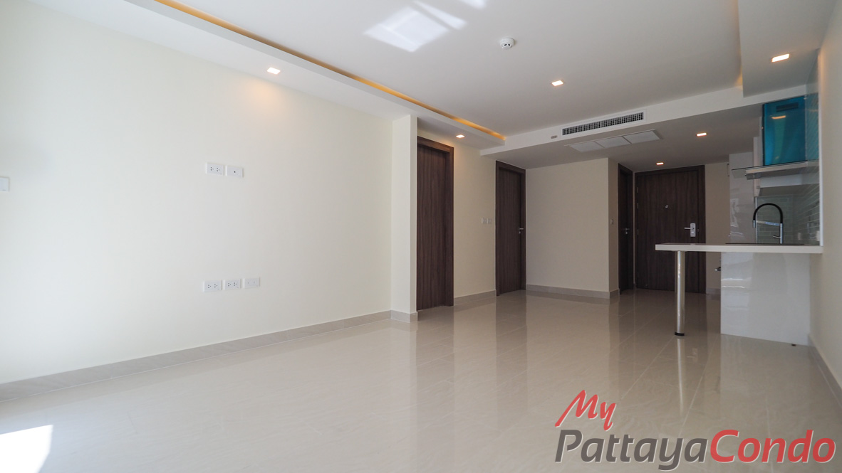 Grand Avenue Residence Pattaya Condo For Sale - GRAND151