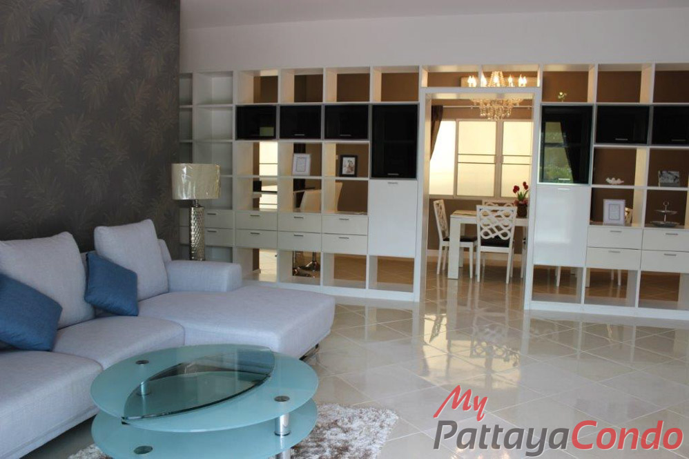 Green Field Villas 3 East Pattaya House For Sale - HEGF302