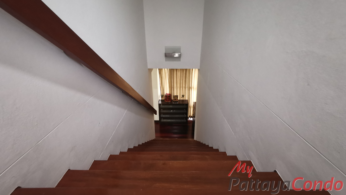 Horseshoe Point Resort Pattaya Pool Villas For Sale - HEHPR01