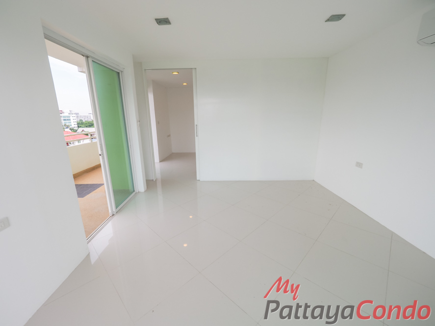 Jada Beach Residence Pattaya For Sale - JDB02