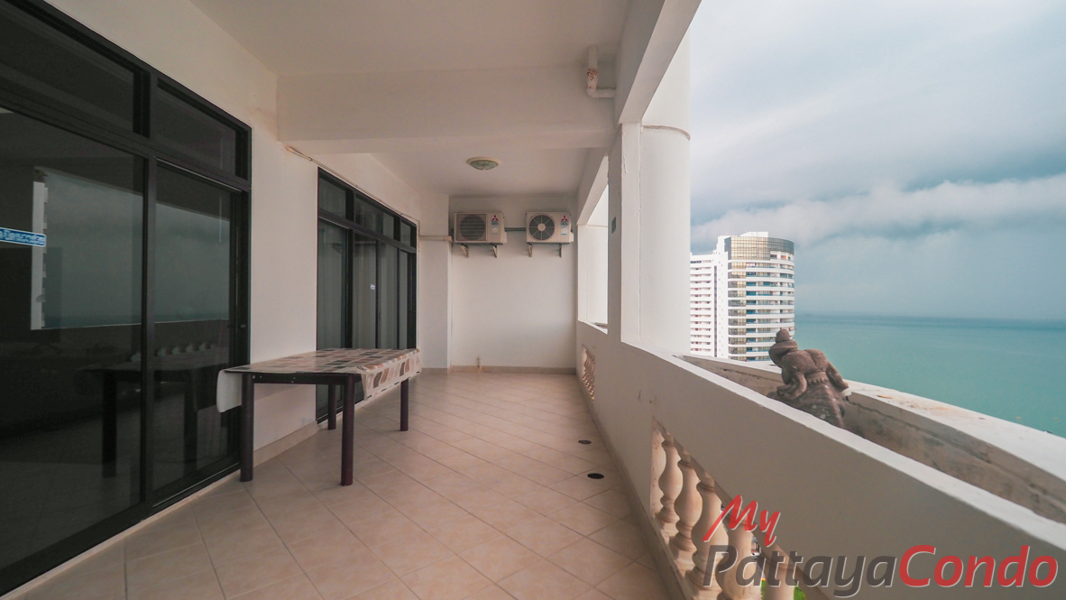 Jomtien Complex Condotel Pattaya For Sale - JTC07