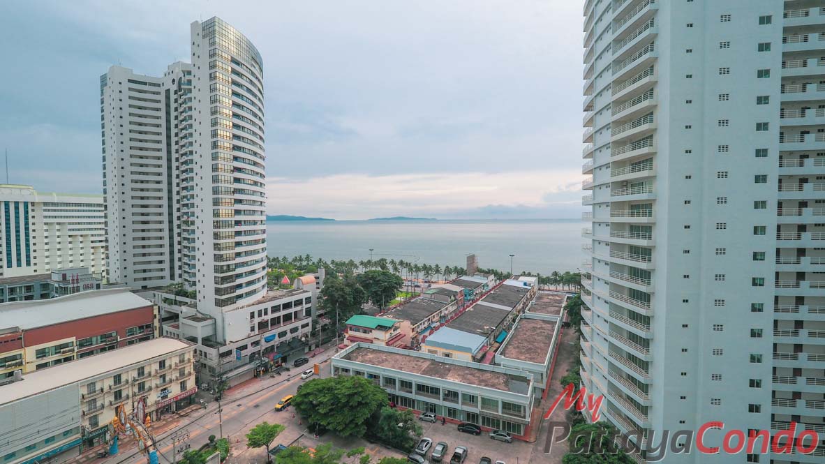 Jomtien Complex Condotel Pattaya For Sale - JTC06