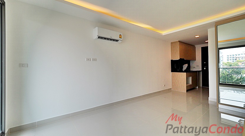 Laguna Beach Resort 3 The Maldives Pattaya Condo For Sale - LBR3M15