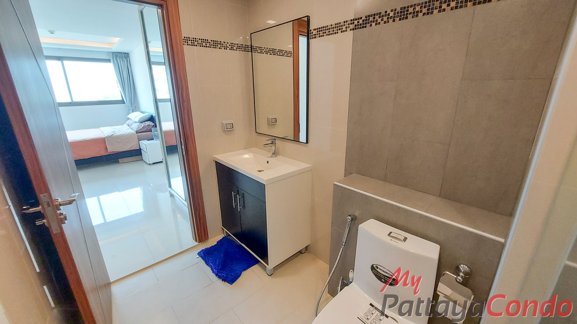 Laguna Beach Resort 3 The Maldives Pattaya Condo For Sale - LBR3M34
