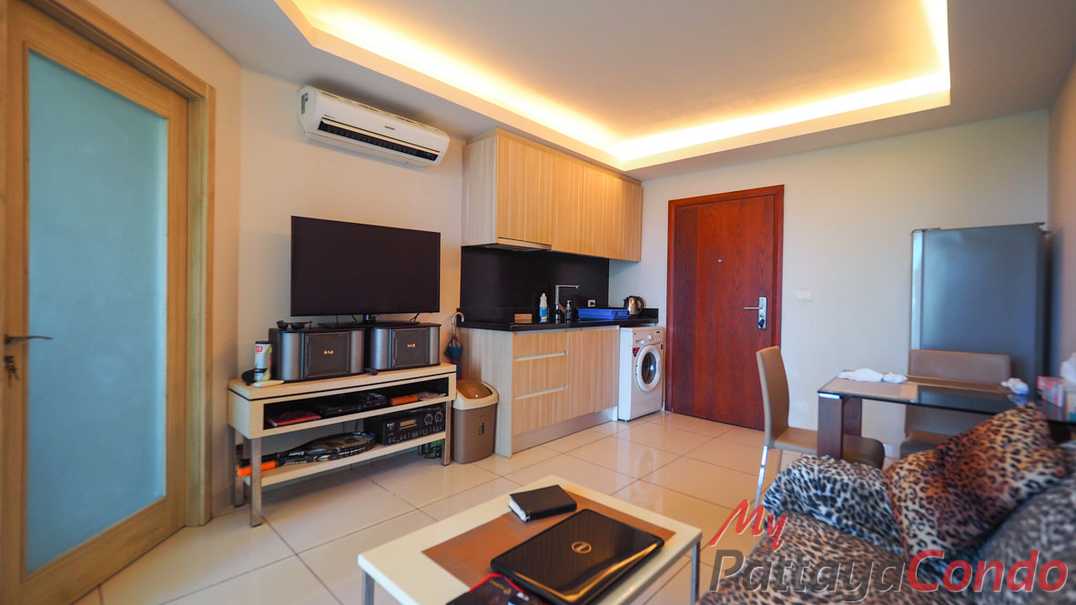 Laguna Beach Resort Jomtien Condo For Sale - LBRJ21