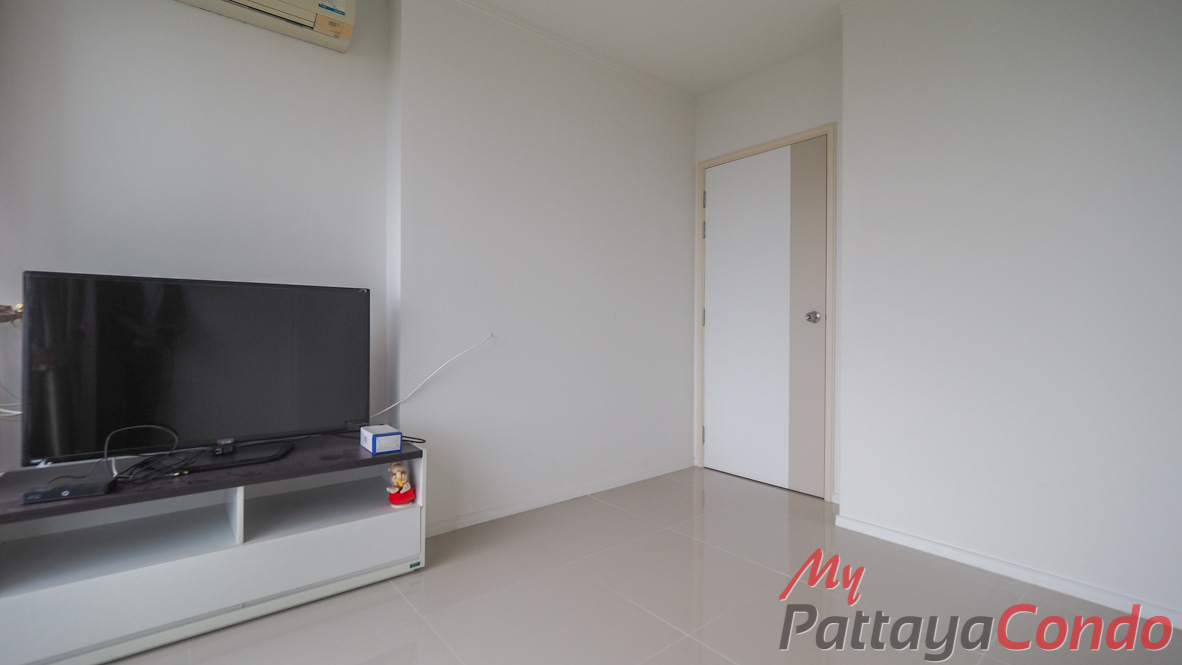Lumpini Park Beach Jomtien Condo For Sale - LPN18-8