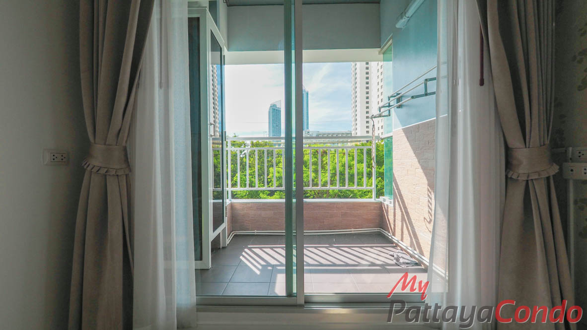 Lumpini Park Beach Jomtien Condo For Sale - LPN15