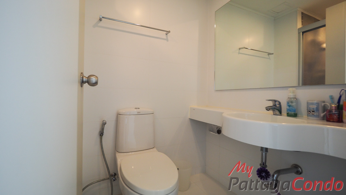 Lumpini Park Beach Jomtien Condo For Sale - LPN16