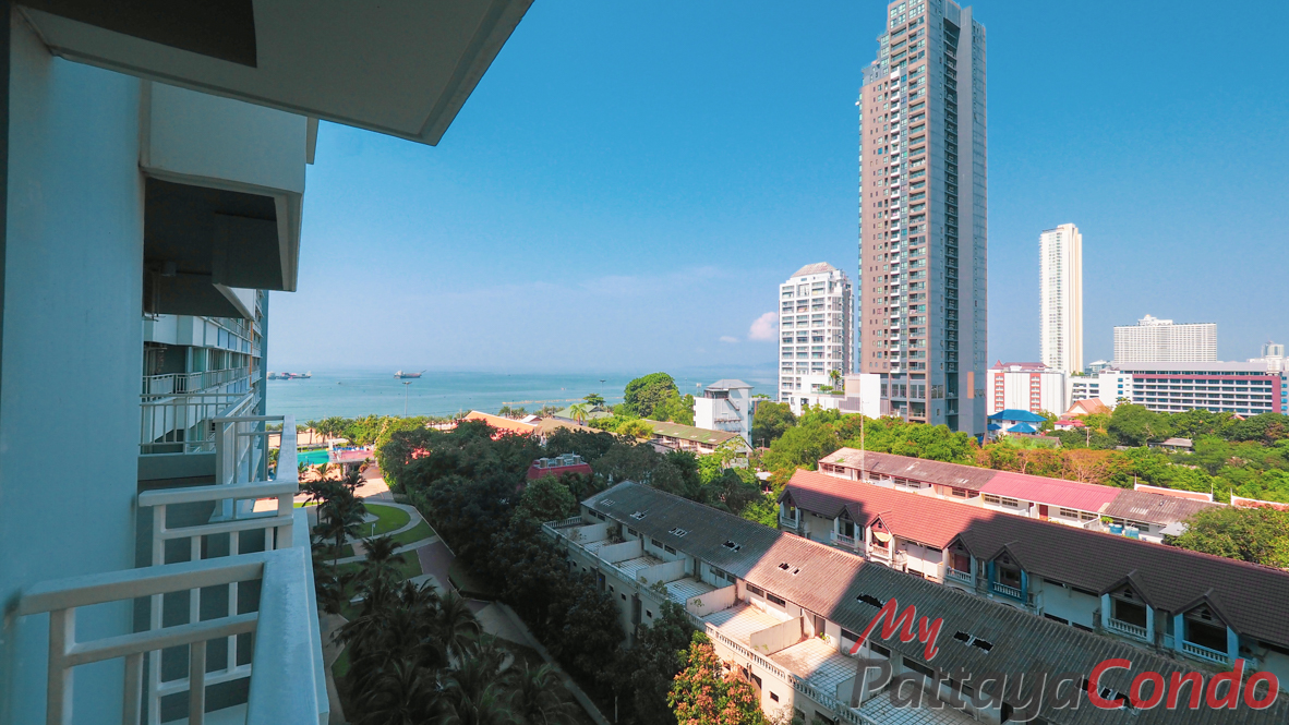Lumpini Park Beach Jomtien Condo For Sale - LPN17
