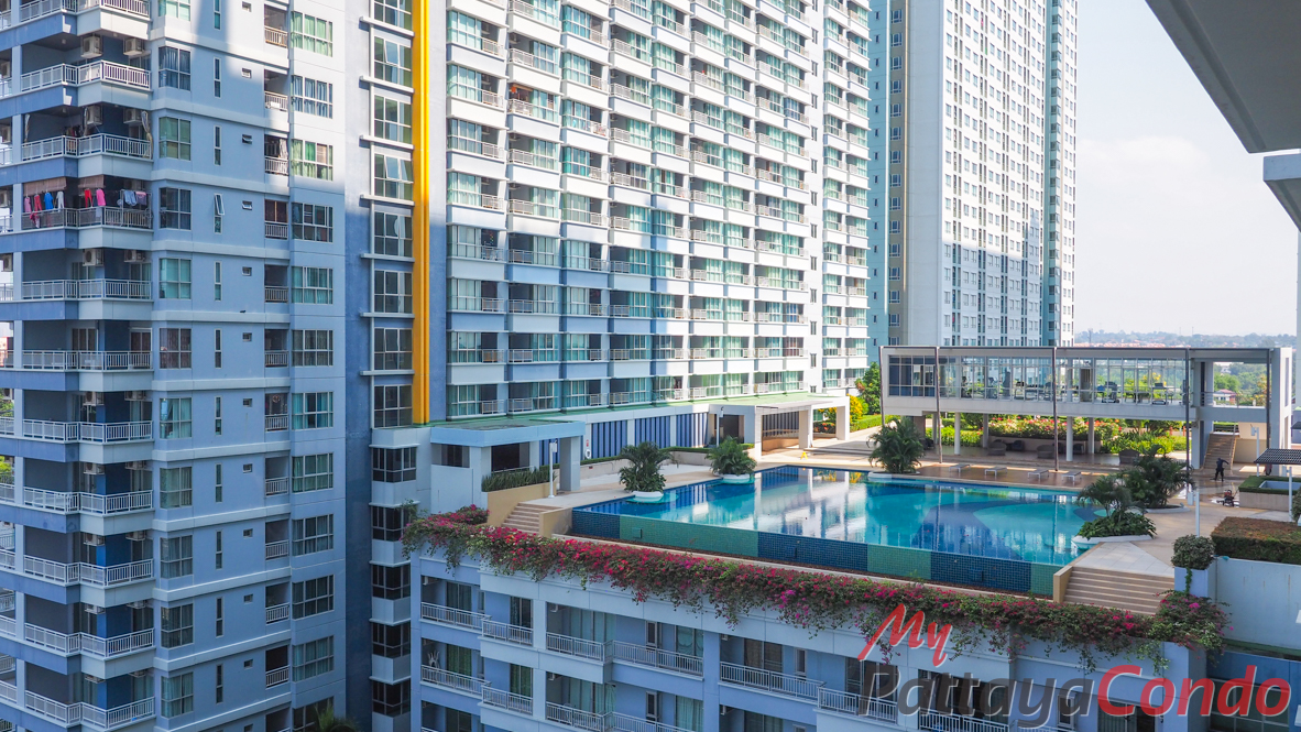 Lumpini Park Beach Jomtien Condo For Sale - LPN17