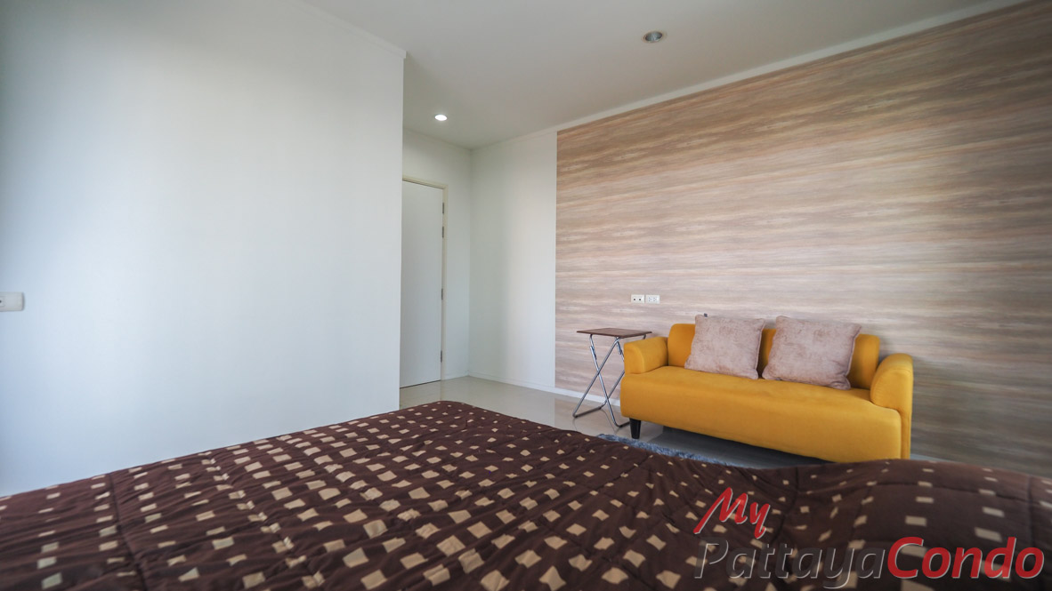 Lumpini Park Beach Jomtien Condo For Sale - LPN17