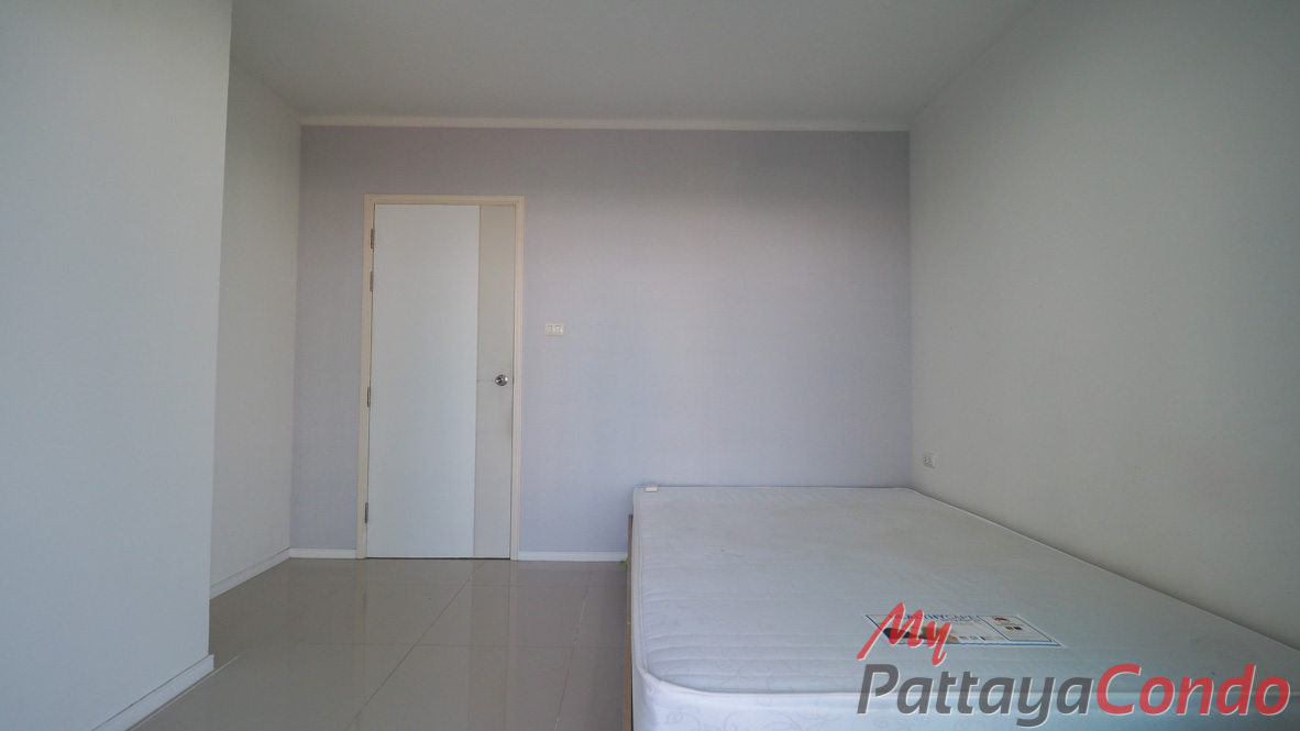 Lumpini Park Beach Jomtien Condo For Sale - LPN17
