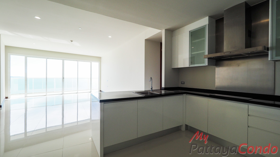 Movenpick White Sand Beach Condo Pattaya For Sale - MWS04-0