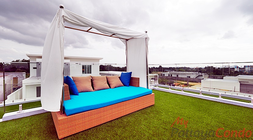 Palm Lakeside Pattaya Villa For Sale East Pattaya - HEPLP01-26