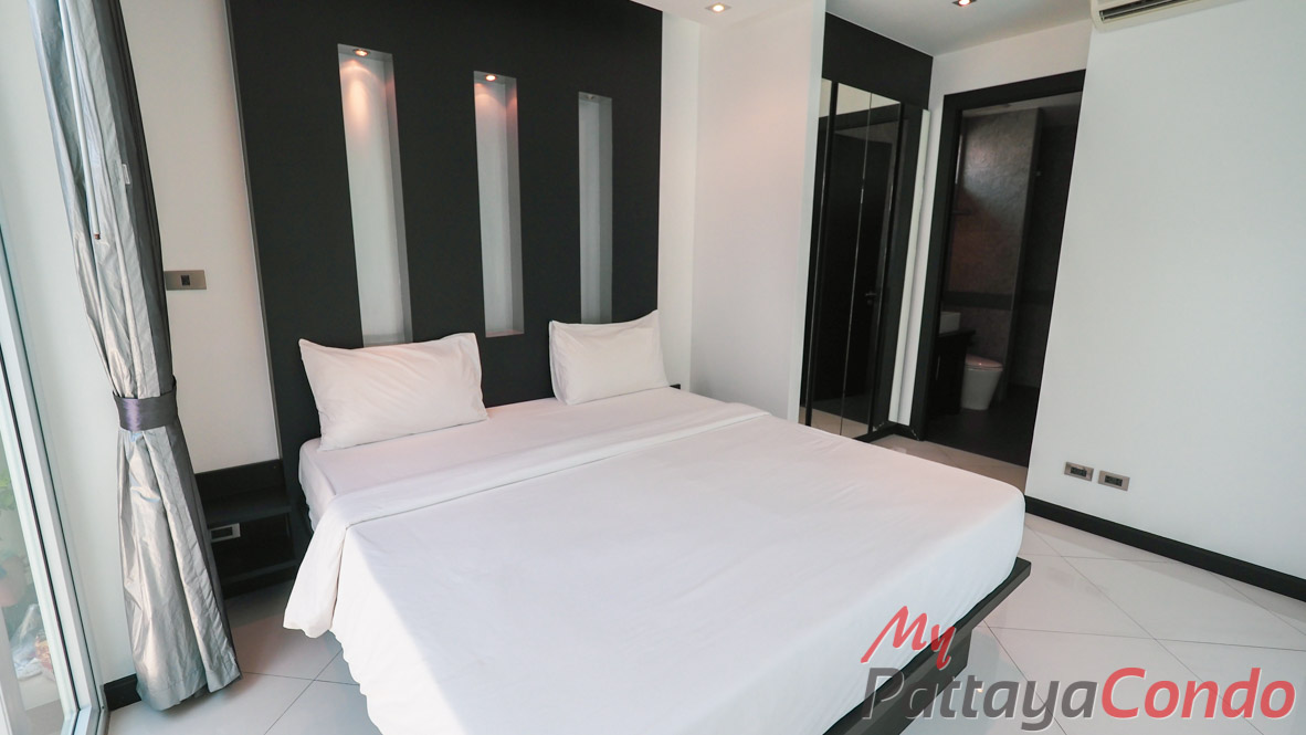 Palm Oasis Pool Villa Pattaya House For Sale - HJPO02