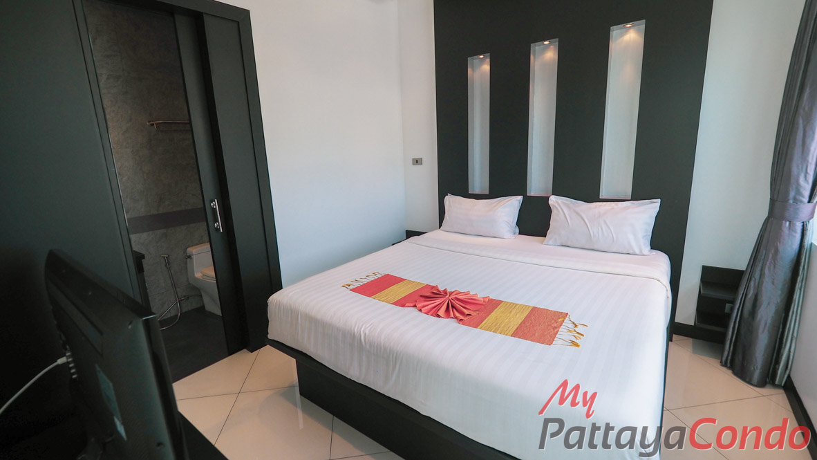 Palm Oasis Pool Villa Pattaya House For Sale - HJPO02
