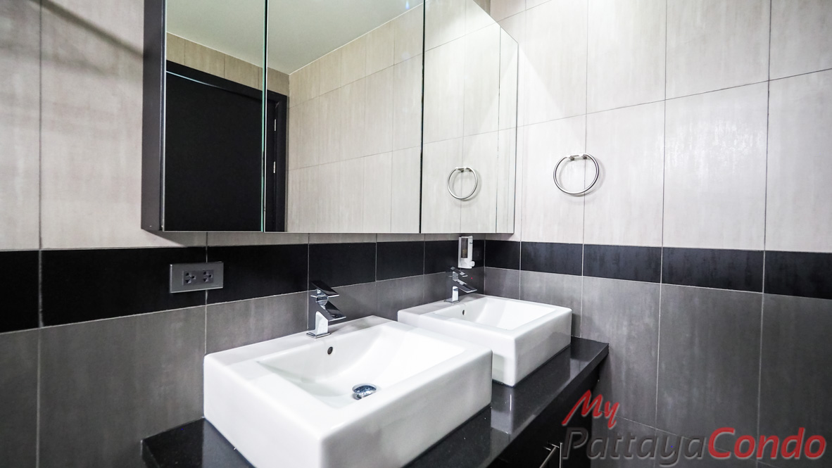 Palm Oasis Pool Villa Pattaya House For Sale - HJPO01