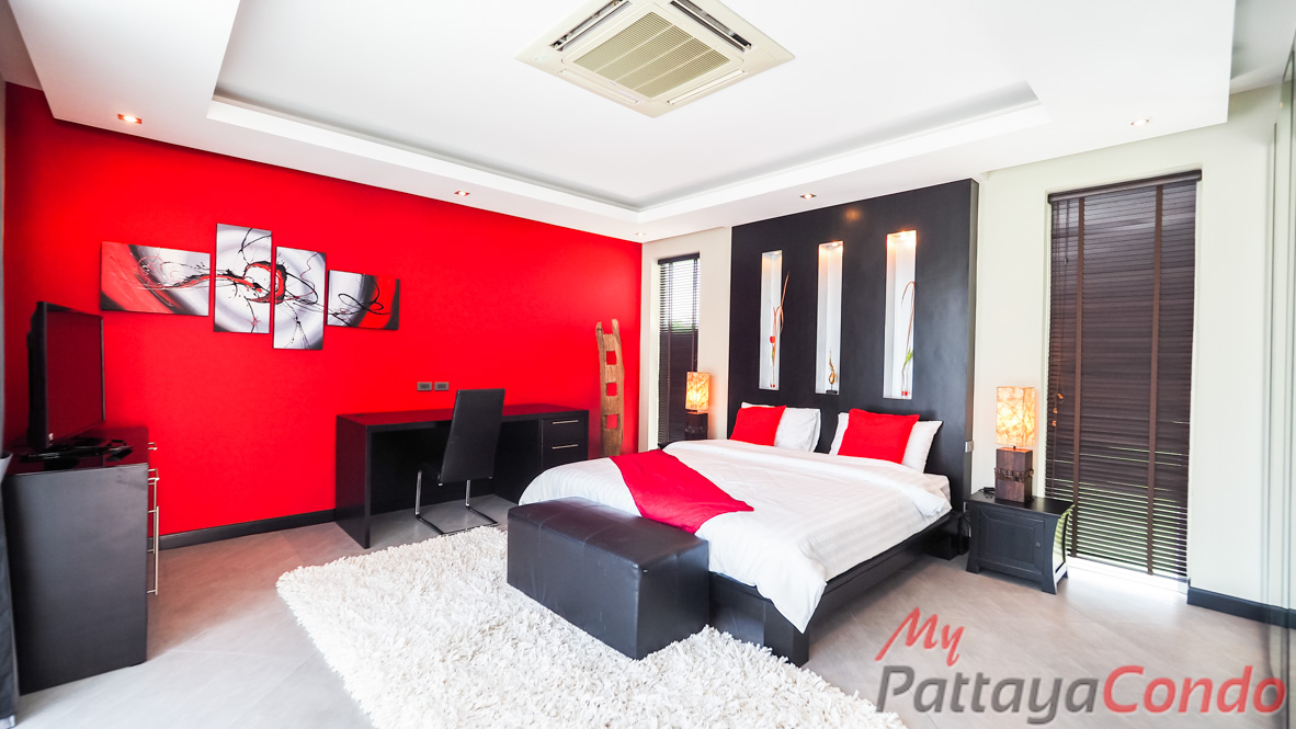 Palm Oasis Pool Villa Pattaya House For Sale - HJPO01