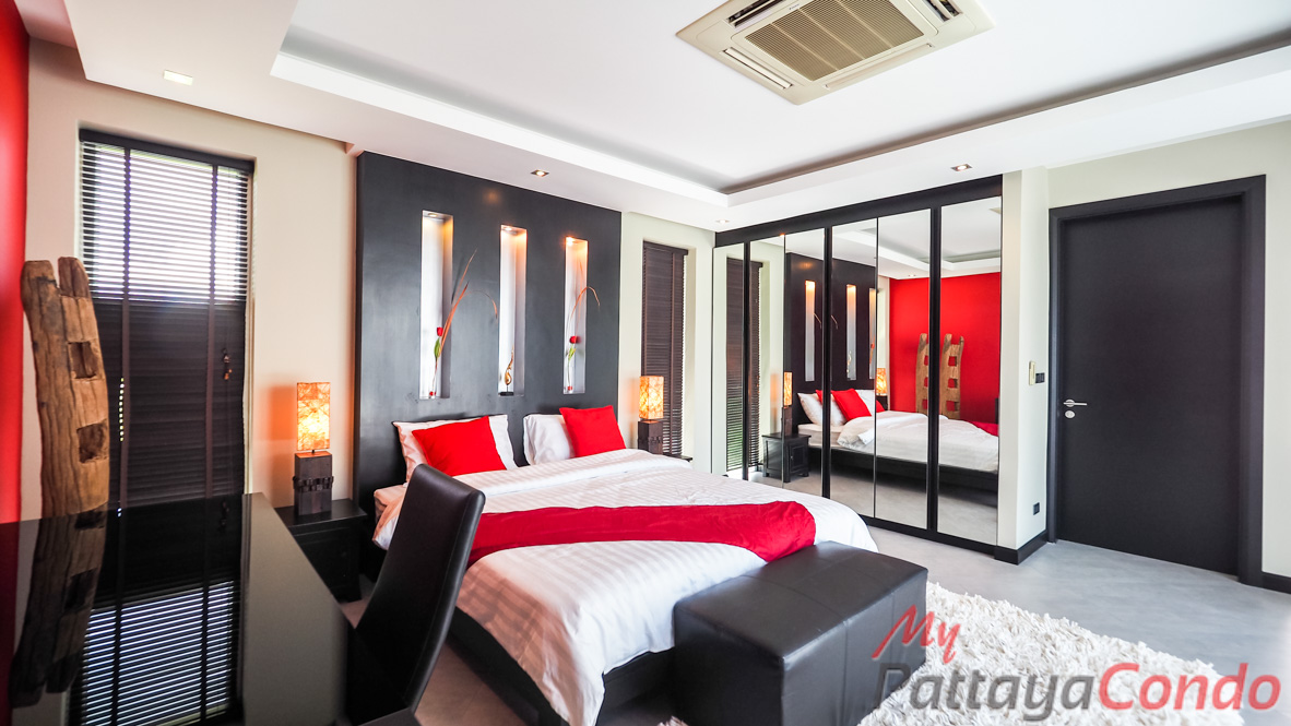 Palm Oasis Pool Villa Pattaya House For Sale - HJPO01