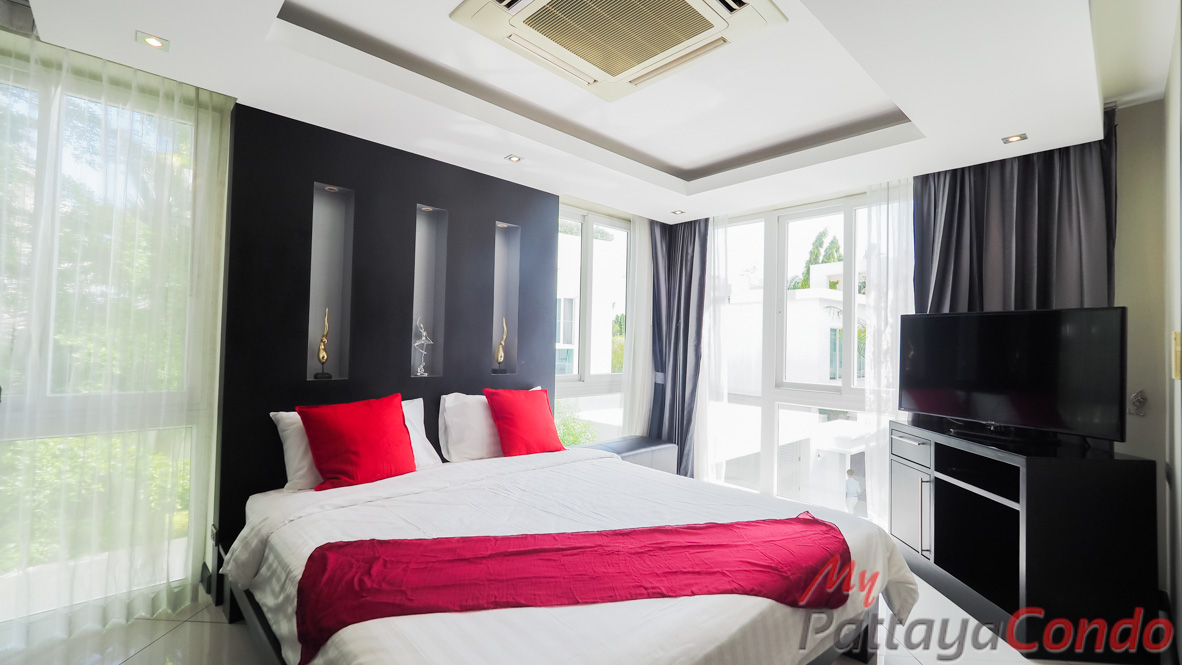 Palm Oasis Pool Villa Pattaya House For Sale - HJPO01-42