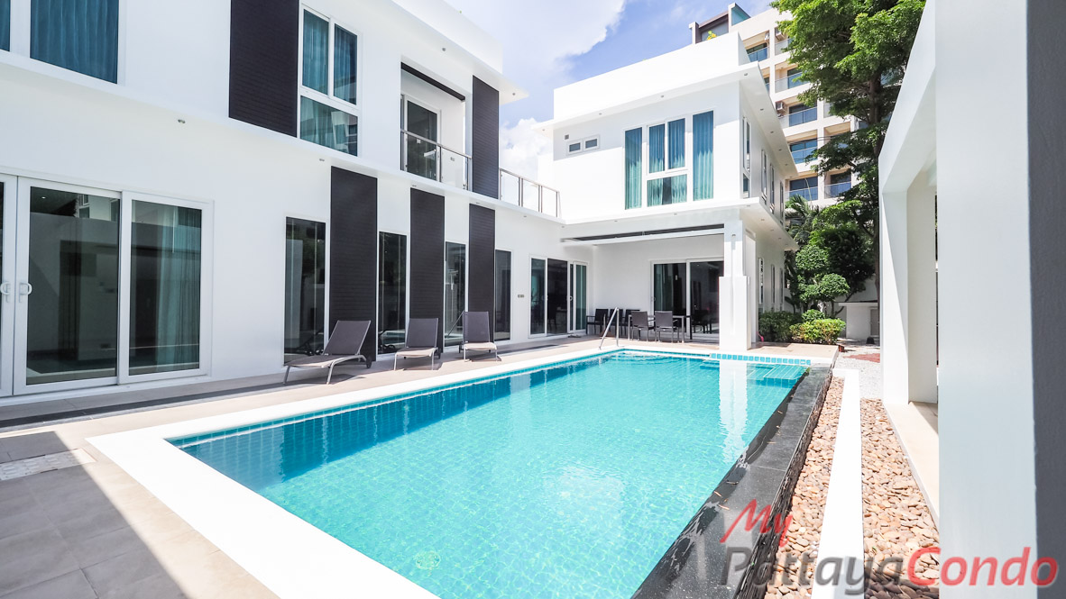 Palm Oasis Pool Villa Pattaya House For Sale - HJPO01