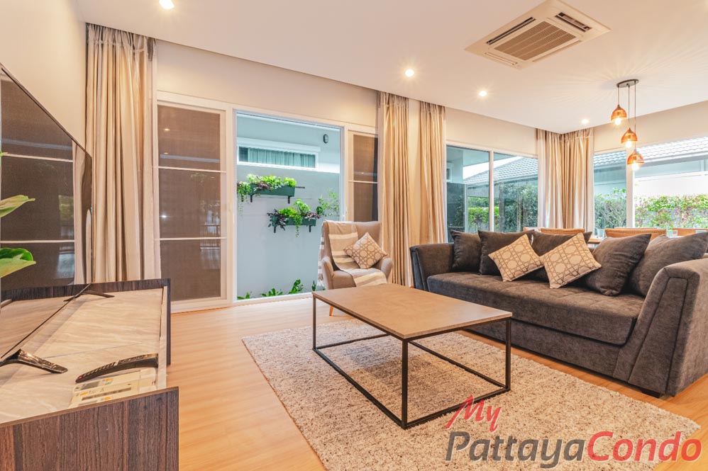Panalee Banna Village Huay Yai Pattaya For Sale - HEPNL01