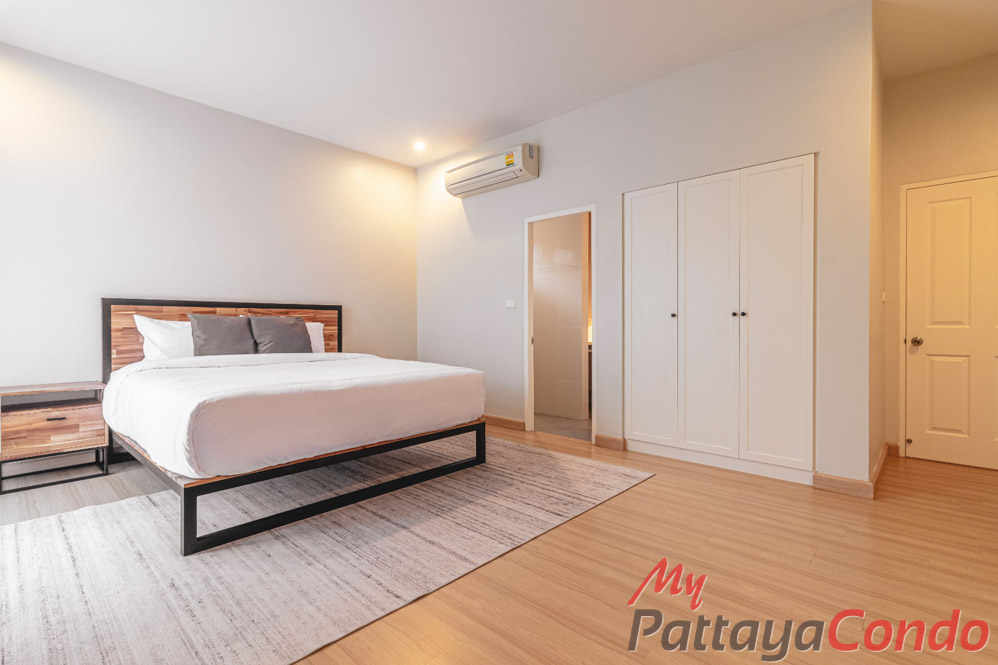 Panalee Banna Village Huay Yai Pattaya For Sale - HEPNL01