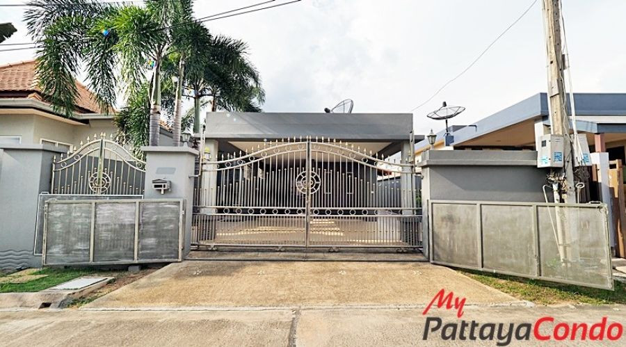 Paradise Villa 3 Village East Pattaya House For Sale - HEPRV301
